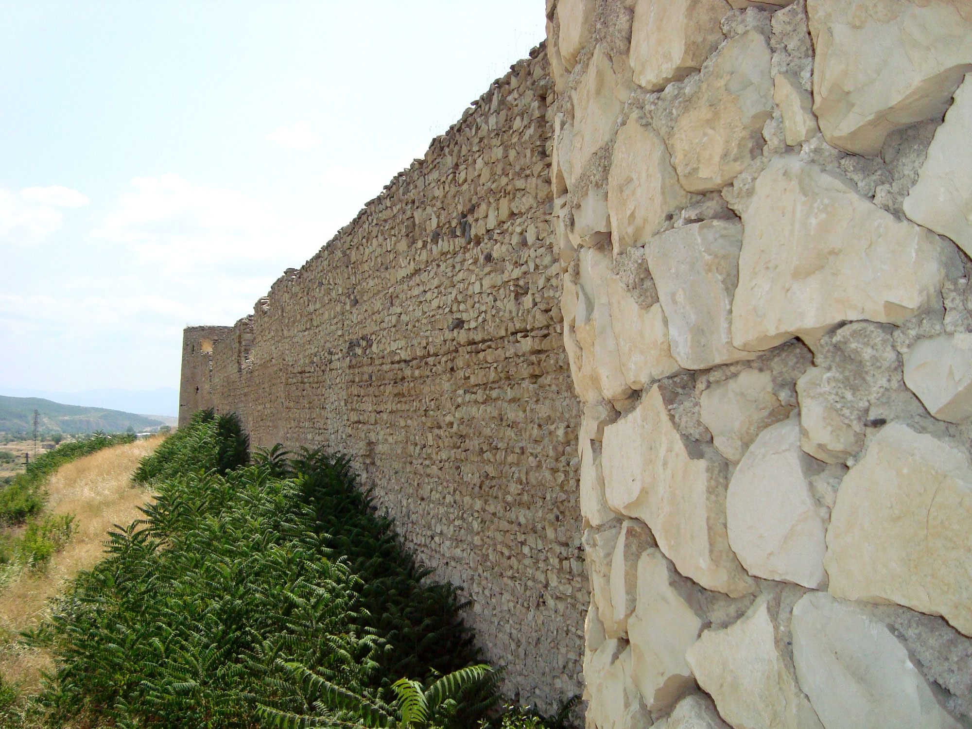 Askeran (Аскеран) (Photo license: CC BY 2.0)